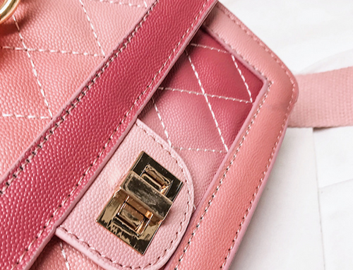 Small fragrance rhombic gradient chain shoulder