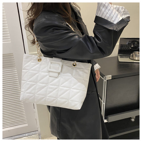 Chic Chanel-style Rhombus Chain Bag